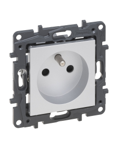 LEGRAND NILOE STEP Moduł Aluminium Gniazdo 1xZ/U Z Przesłonami Zaciski Sprężynowe 16A-250V