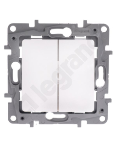 LEGRAND NILOE 2/ECO Moduł Biały Łącznik Seryjny Zaciski Sprężynowe 10AX-250V 1